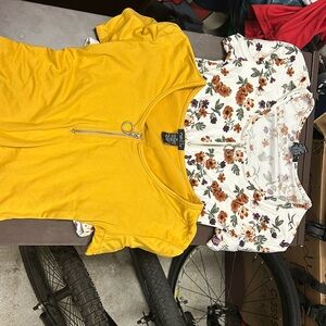 both are cute, js don’t have anything to go with them